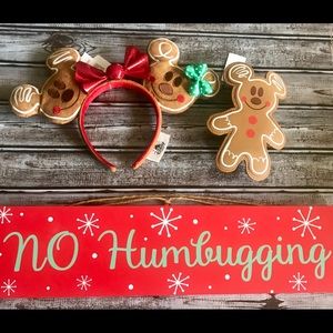 🥰Bundle Gingerbread Mickey Ears and Coin Purse😍